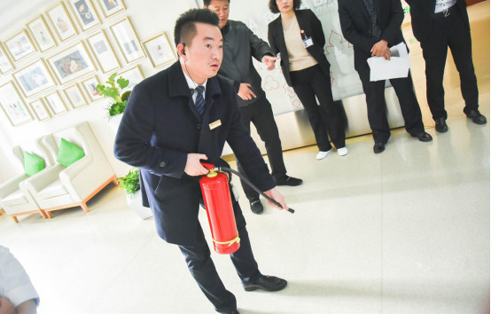 加强安全生产教育 大连新百佳安全生产培训例行举办 加强安全生产教育 大连新百佳安全生产培训例行举办