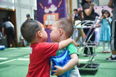 祝百佳宝宝生日快乐,愿你们成长的路上处处是阳光 祝百佳宝宝生日快乐,愿你们成长的路上处处是阳光